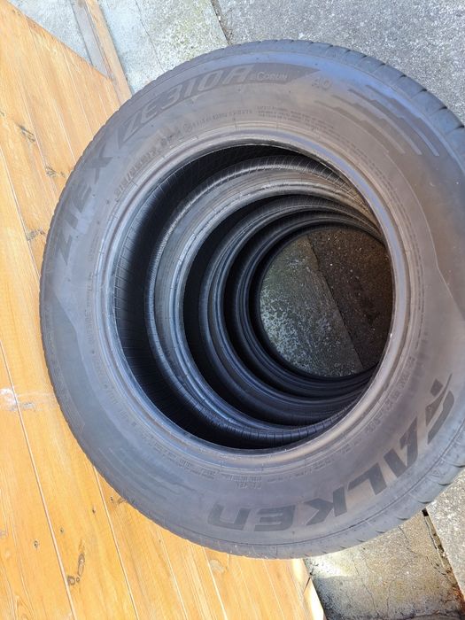 Opony  215/65/17 letnie Falken