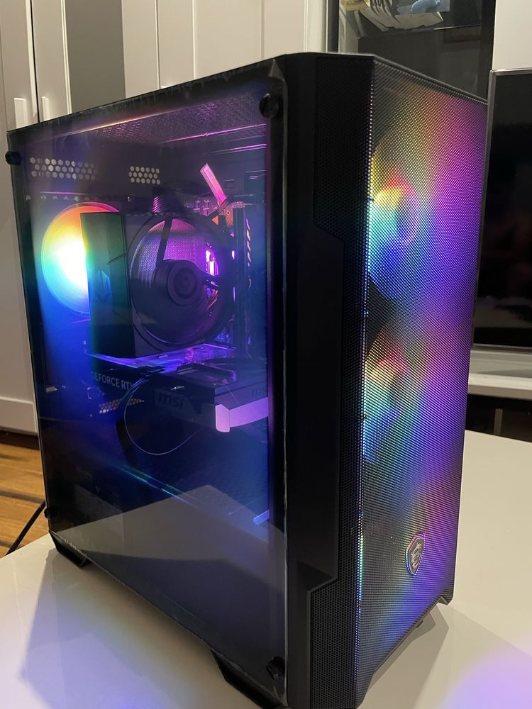 Komputer gamingowy Rtx 5060ti / i5-14400f / wszystko NOWE/ Windows org