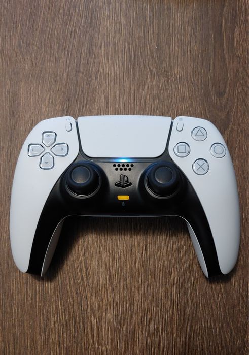 Pad Sony DualSense PS5/PC - stan bardzo dobry