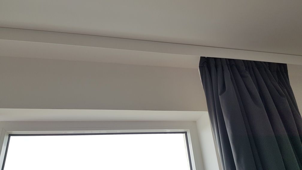 Osłona szyny sufitowej PVC biała 7cm - 220 cm