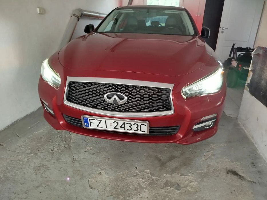 Infiniti Q50 Infiniti AWD 2.0Pb automat 130 tys przebiegu.