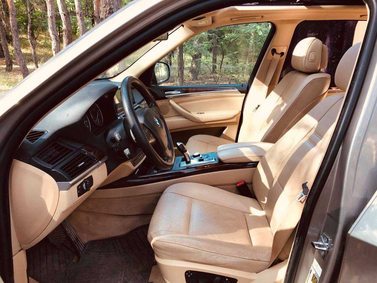 BMW X5 2008 c android и тачскрином