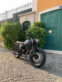 Mutt 125 Hilts Gloss Grey + Capacete Cool Garage