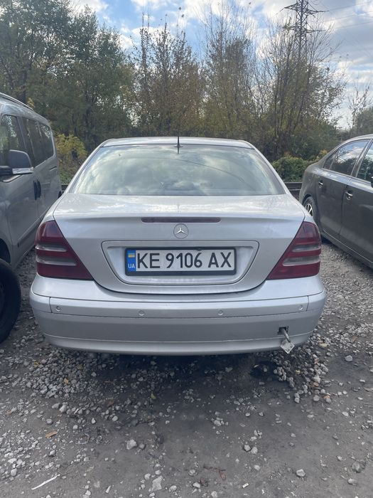 Mercedes-Benz W203 C220 2001