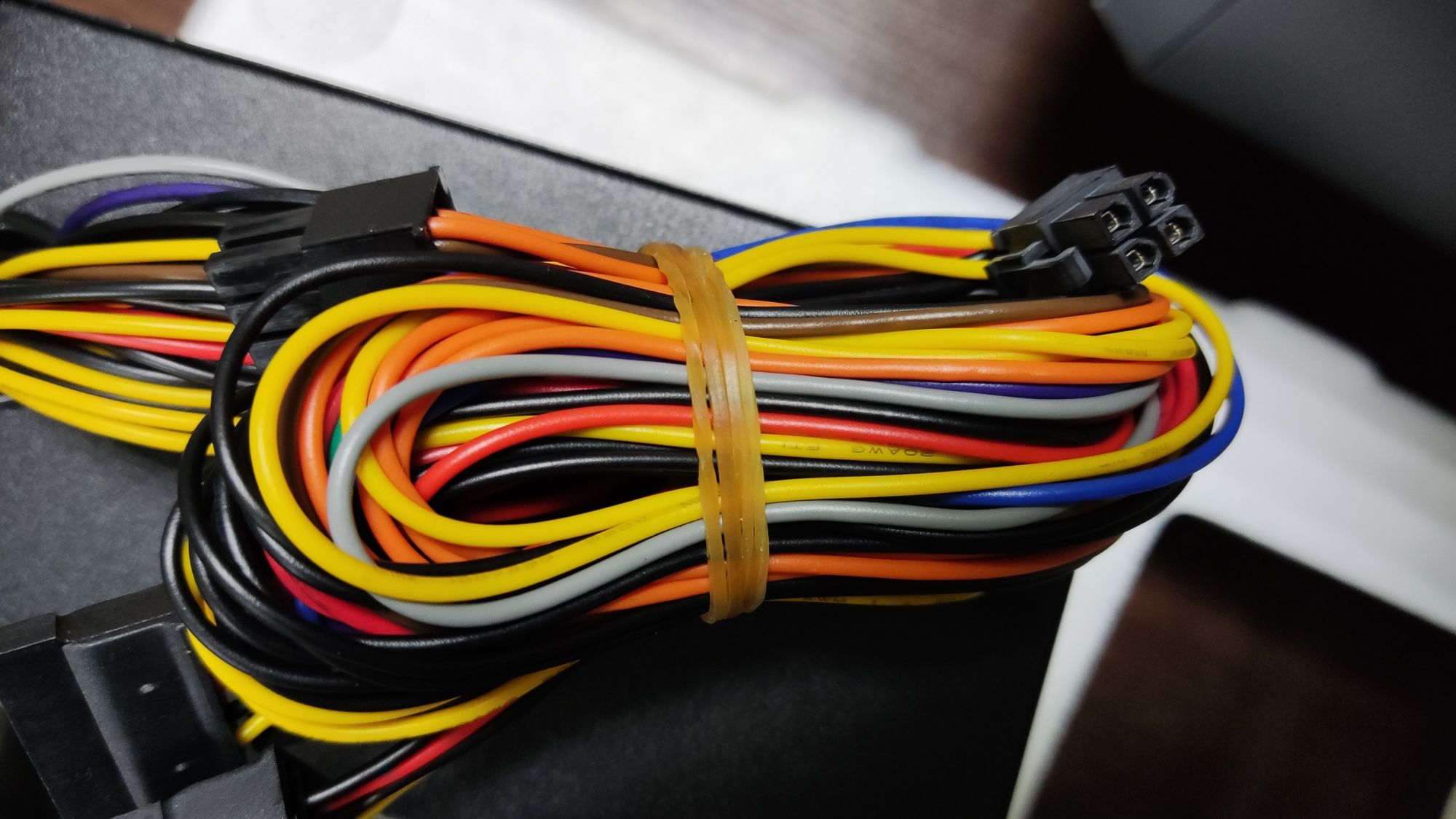 Блок питания Vinga 400W PSU-400-12 Black + кабель