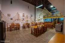 VENDA de Restaurante com Esplanada e Café,  na Praça Central Pedrogão,