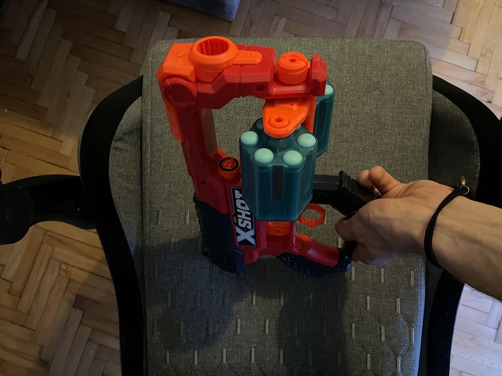 Бластер “NERF X-SHOT” з 2 барабанами