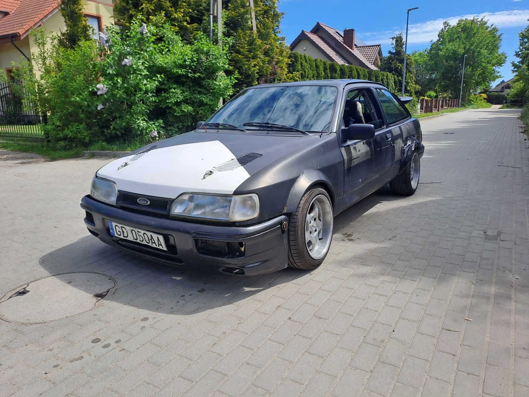 Ford Sierra 2.9 V6 Cosworth