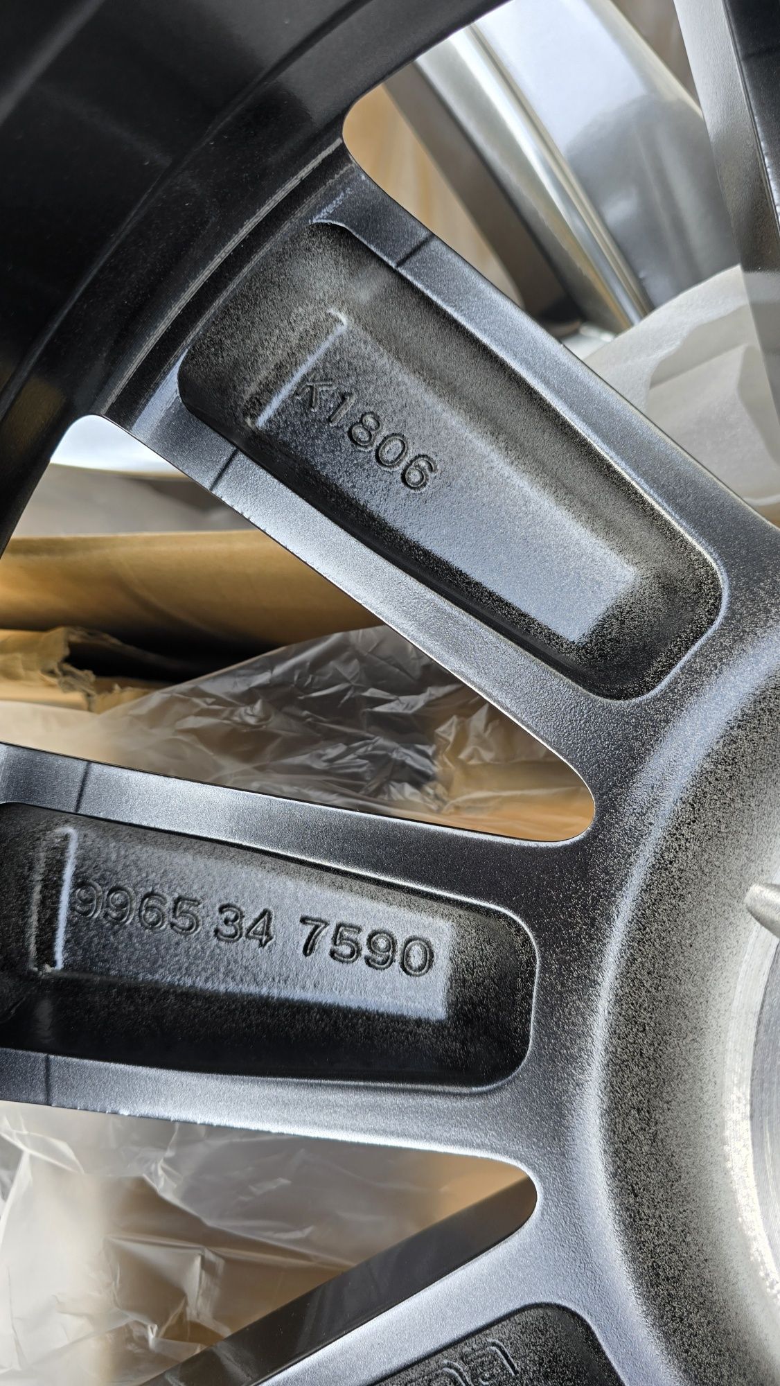 Dwie felgi Mazda 6 19" Nowe (zostały dwie)