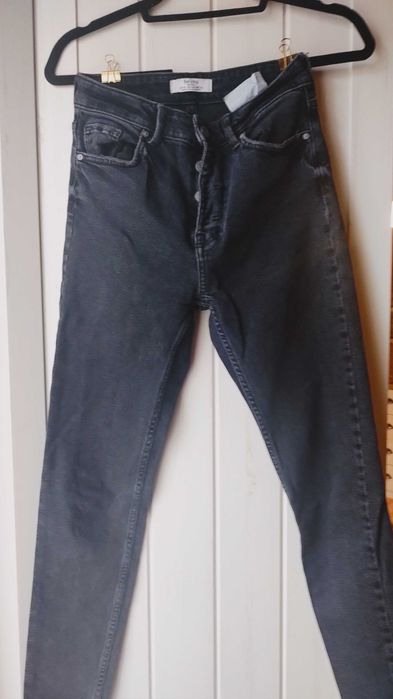 Spodnie damskie Bershka 36