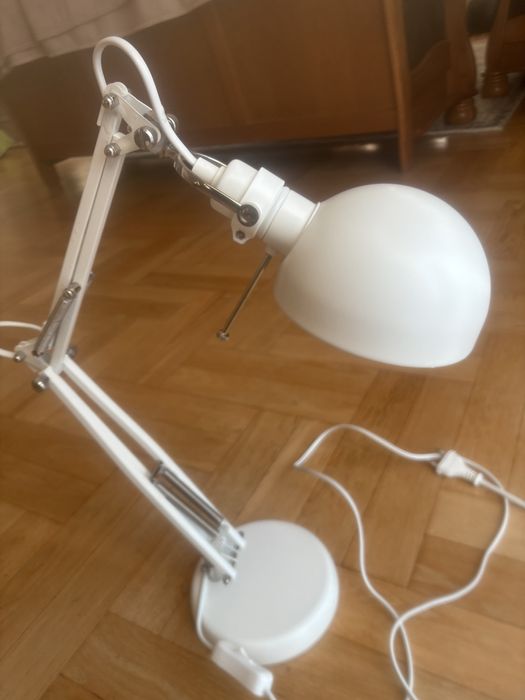 Lampka biurkowa Ikea