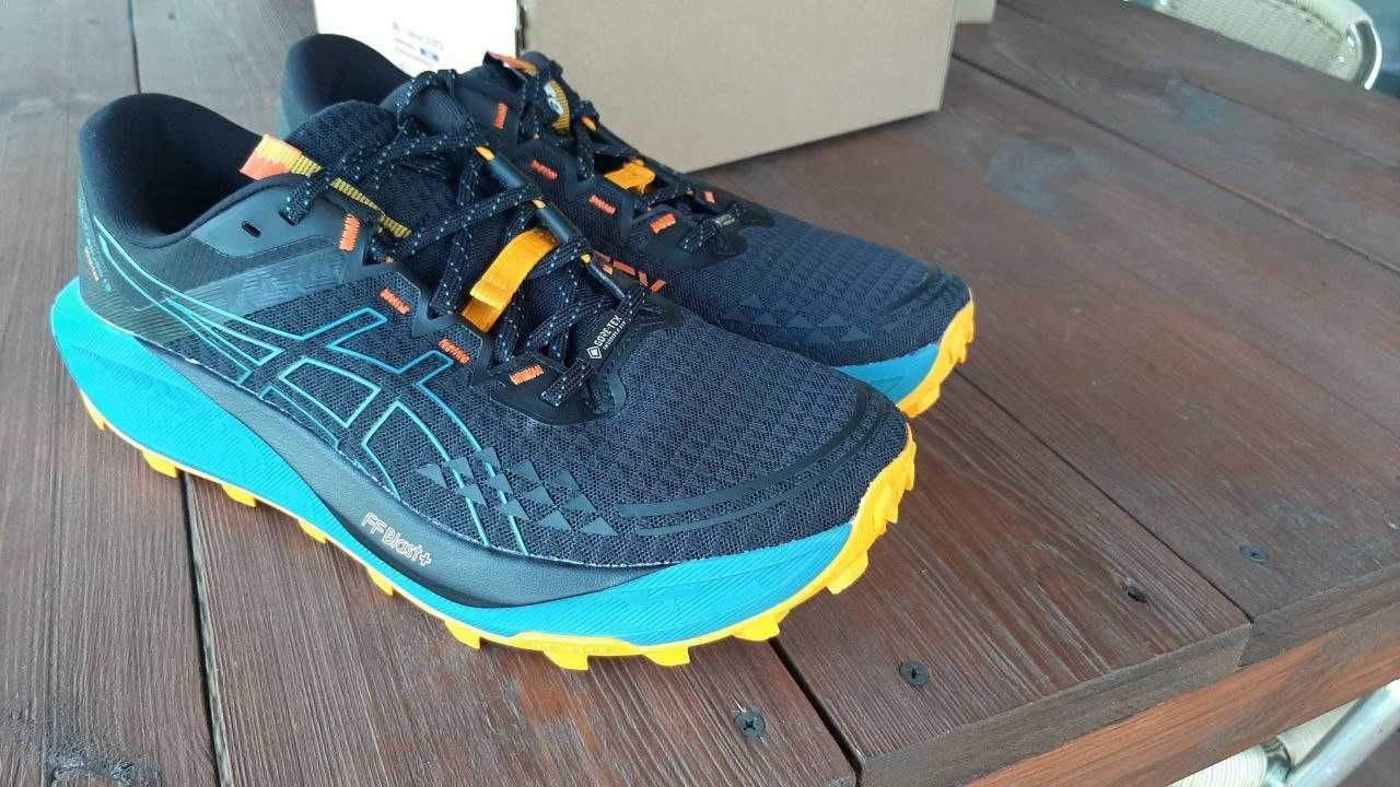 Чоловічі бігові кросівки Asics GEL-Trabuco 13 GTX 1011B978-001