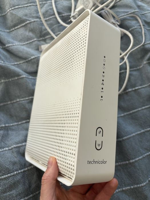 Roteador Technicolor CGA2121