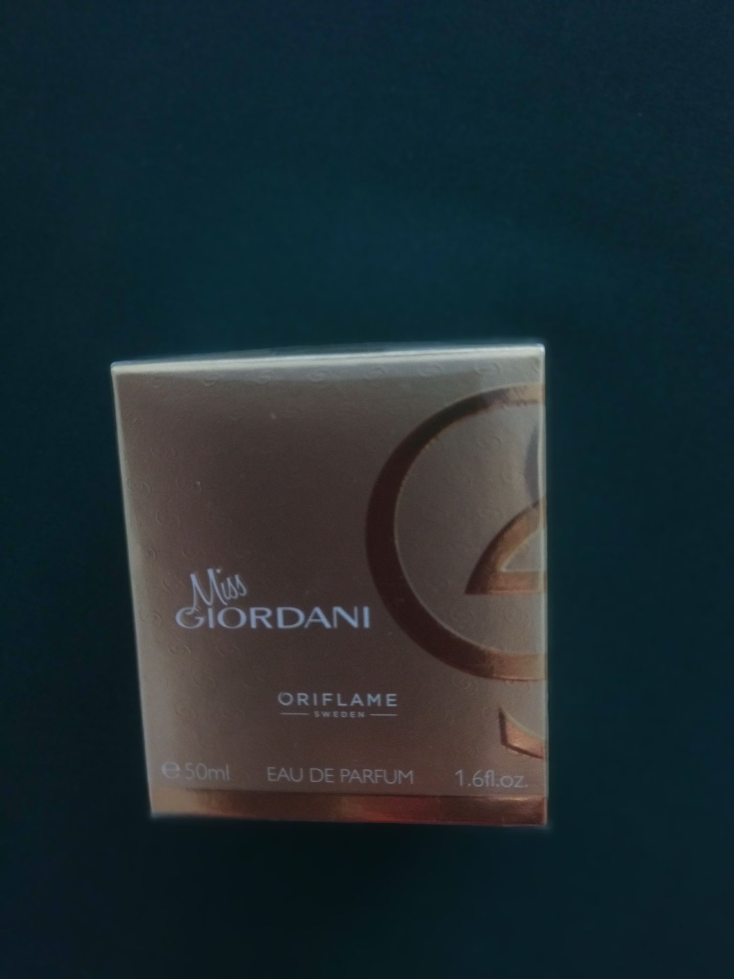 Woda perfumowana Miss Giordani Oriflame Nowa