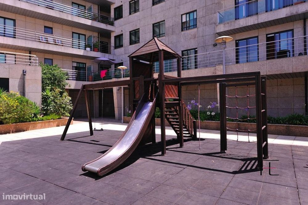 Apartamento T1+1 Arrendamento em Mafamude e Vilar do Paraíso,Vila Nova