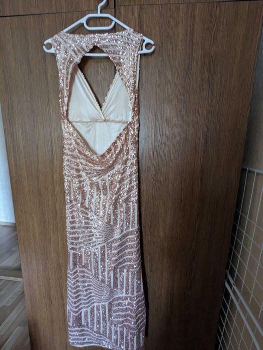Плаття в пайєтки, нарядні плаття 38, M
