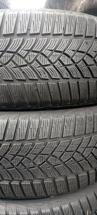 Goodyear 225 55 r17 4шт 2шт шини зимові б'у резина з Європи