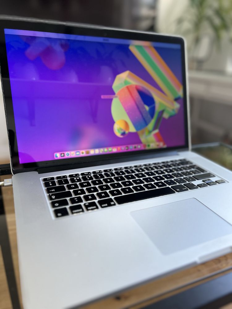 Apple MacBook Pro 15 Retina A1398 mid 2014 i7 16GB ładowarka