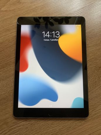 iPad 2018 / 32gb / wi-fi