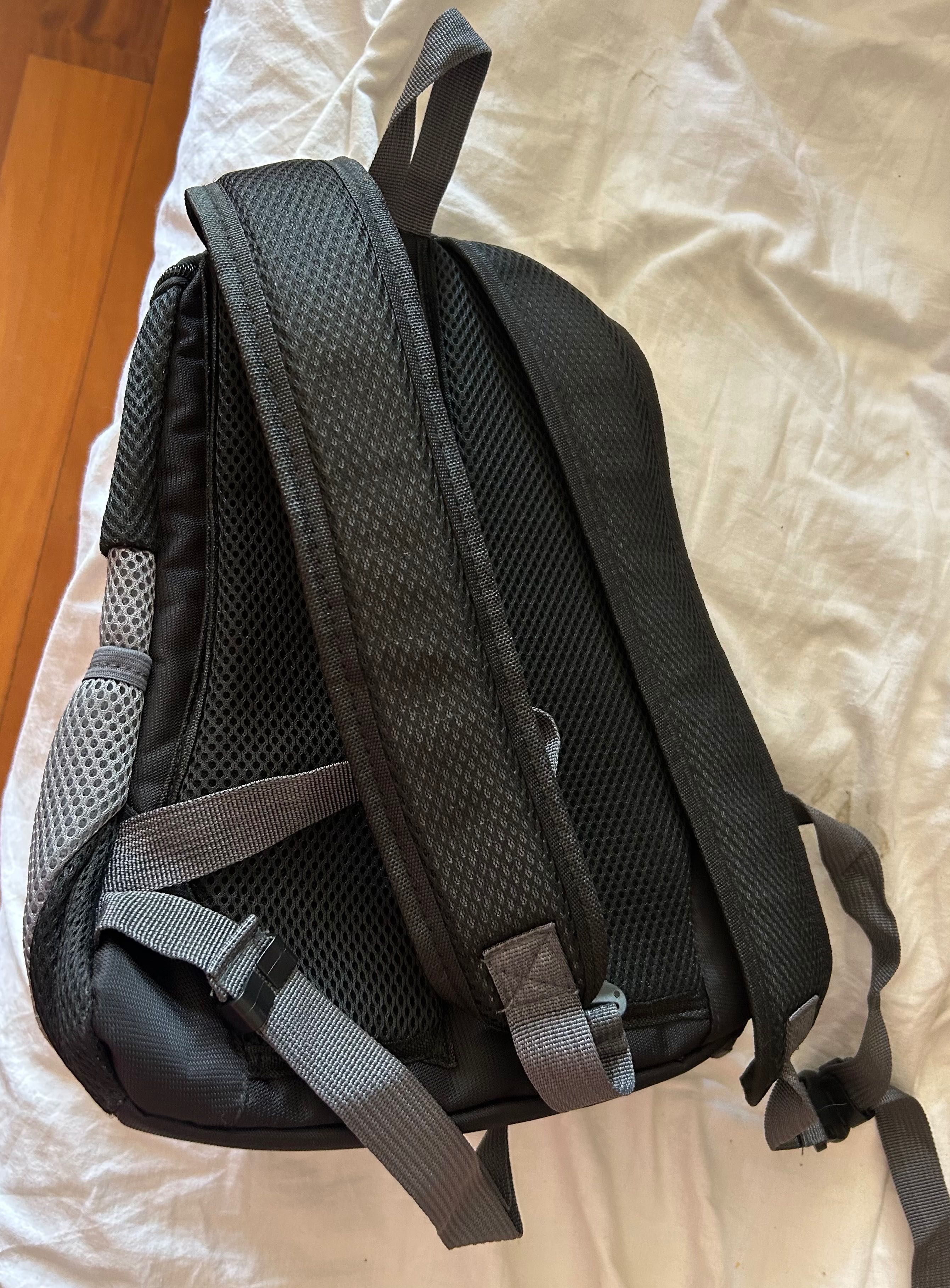 Mochila para transportar o seu patudo