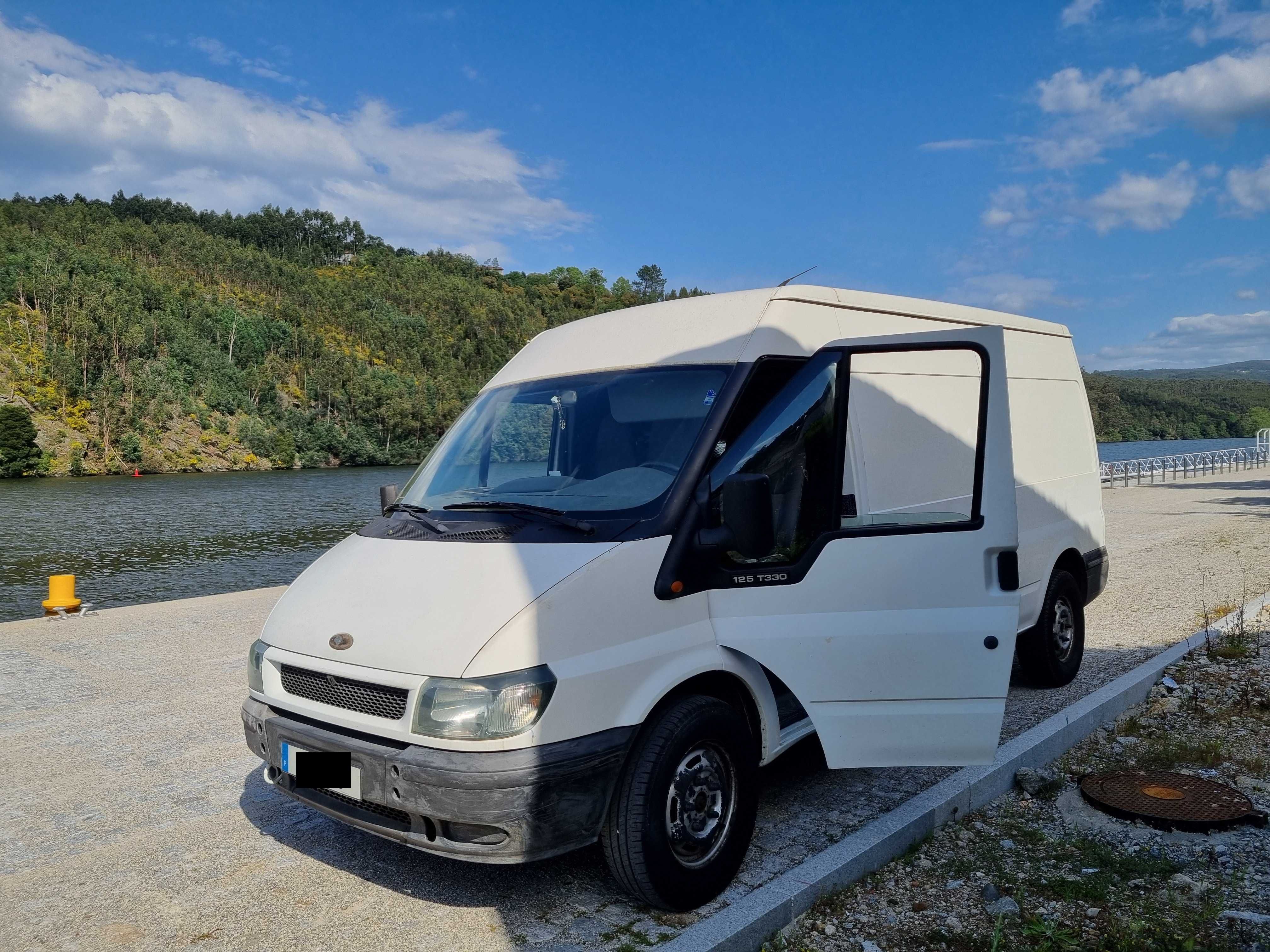 Aluguer Ford Transit 330 – Mudanças e Transportes Porto