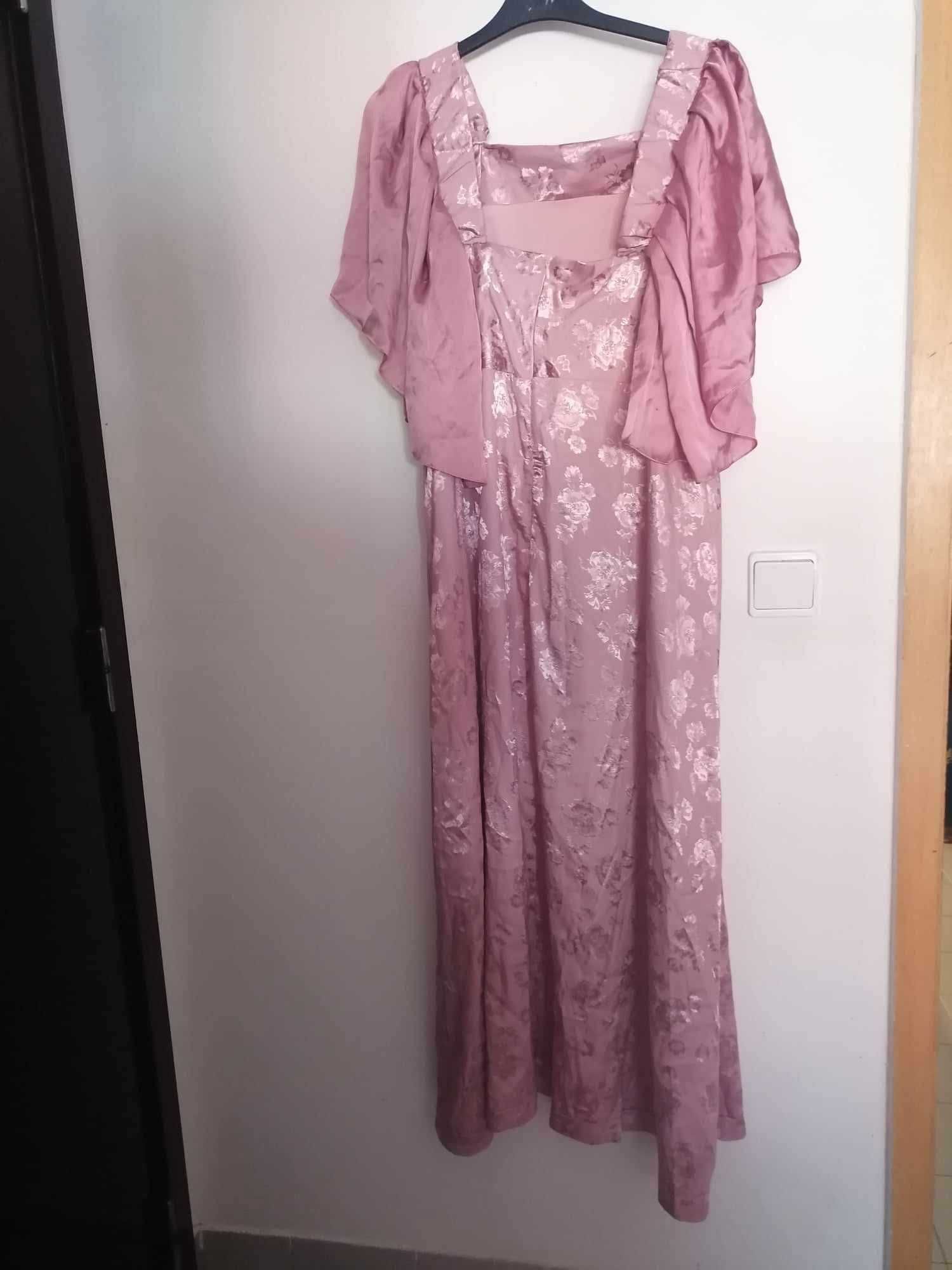 Vestido de Festa Feminino – Elegante e em ótimo estado!