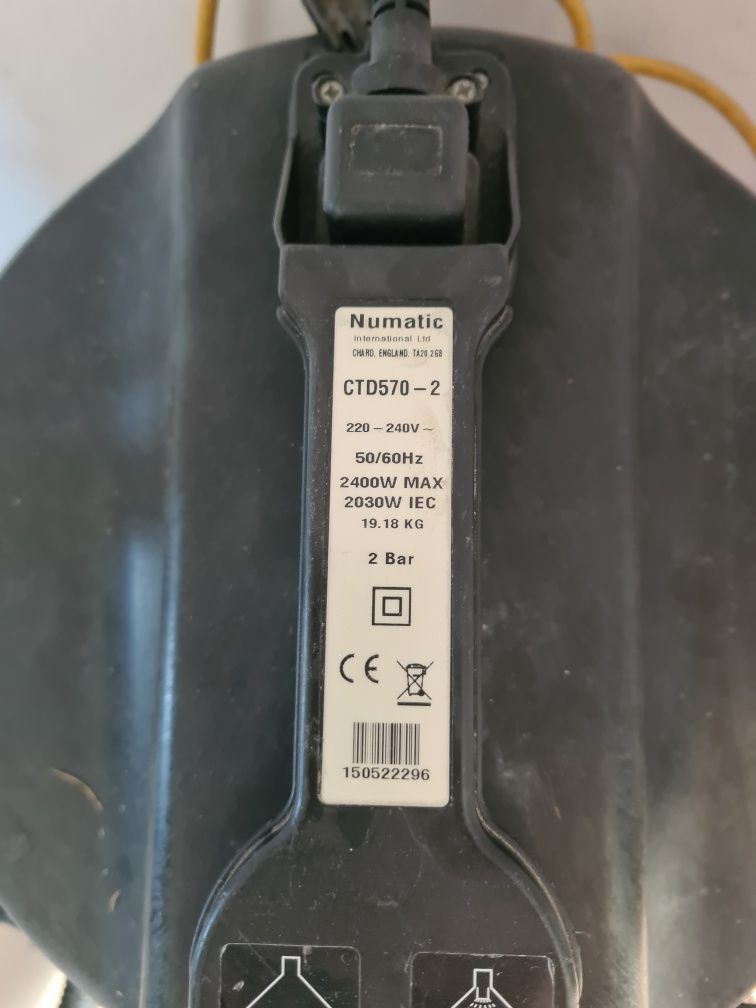 Odkurzacz piorący  Neumatic CTD570-2