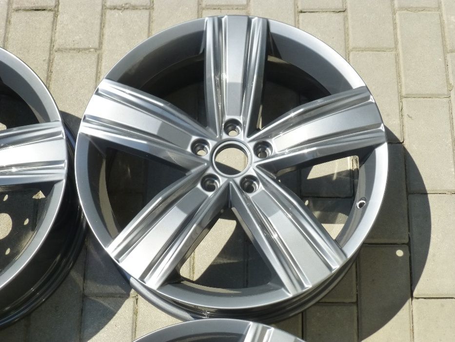 Felgi Aluminiowe Vw TIGUAN ARTEON TOURAN 5NA R-line 19'' OEM