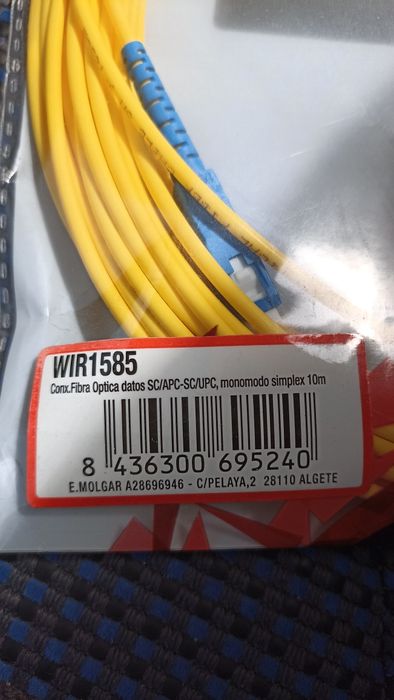 Fio de fibra amarelo