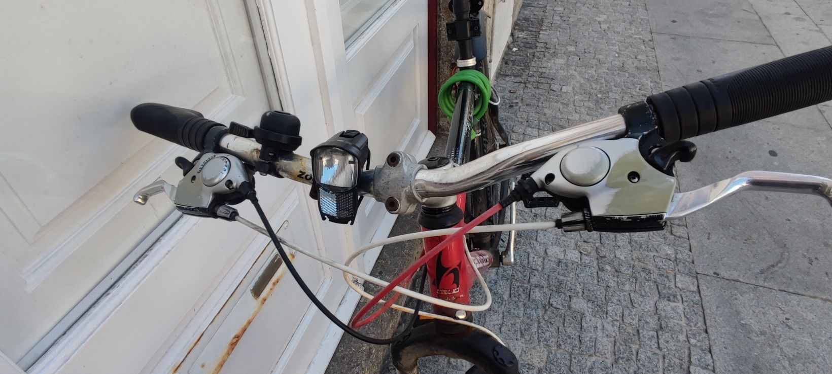 Bicicleta de aluminio com acessórios 60€ Viana do Castelo
