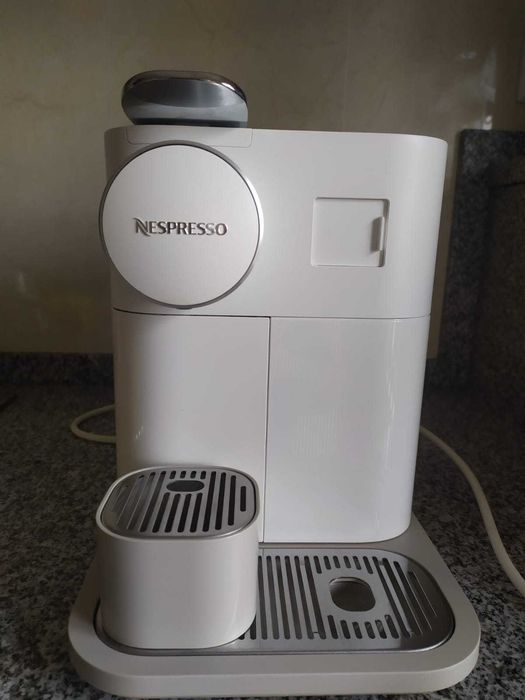 Máquina de Café Nespresso