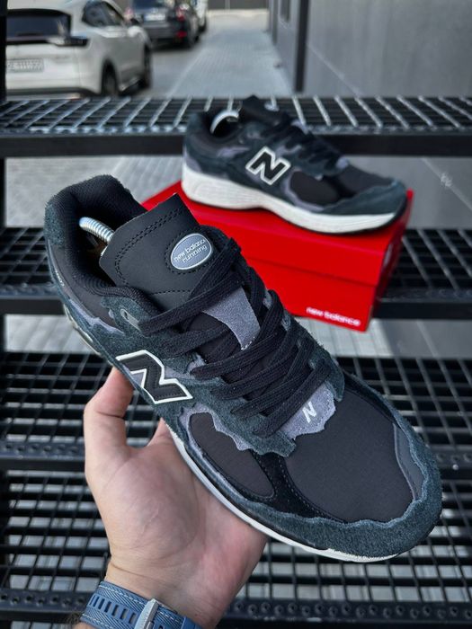 Чоловічі Кросівки New Balance 2002R
