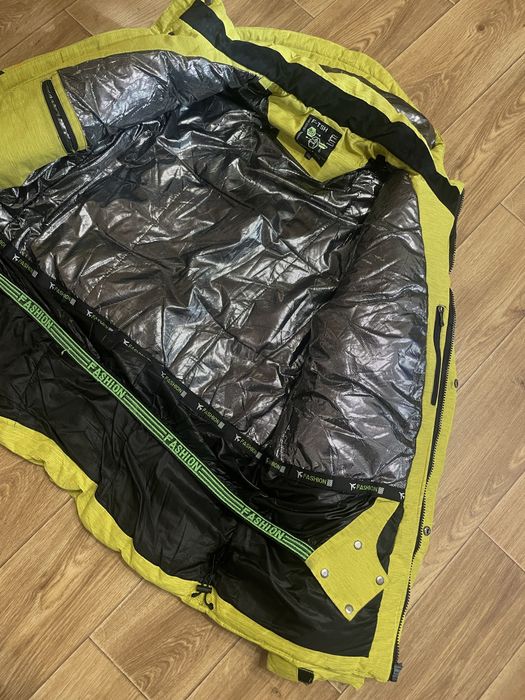 Чоловіча зимова куртка