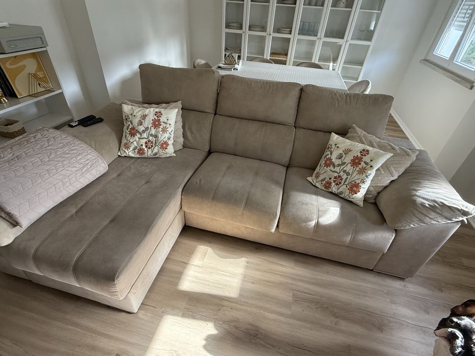Sofá de 3 lugares com chaiselong / sofa cama