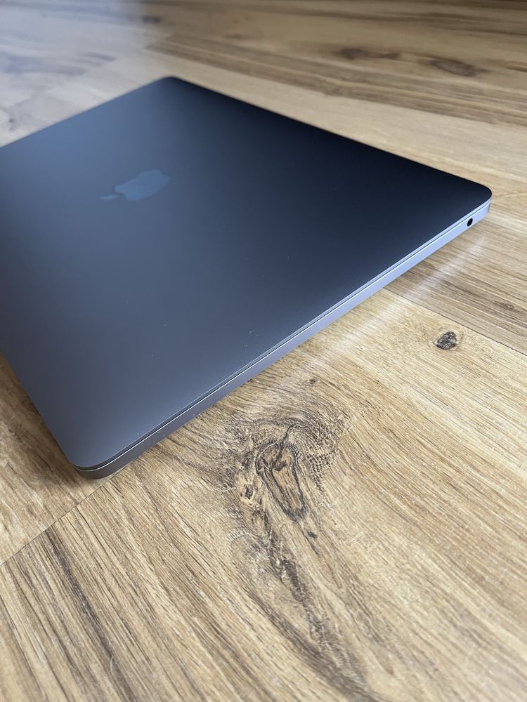 MacBook Pro 13 2020 TouchBar Jak Nowy