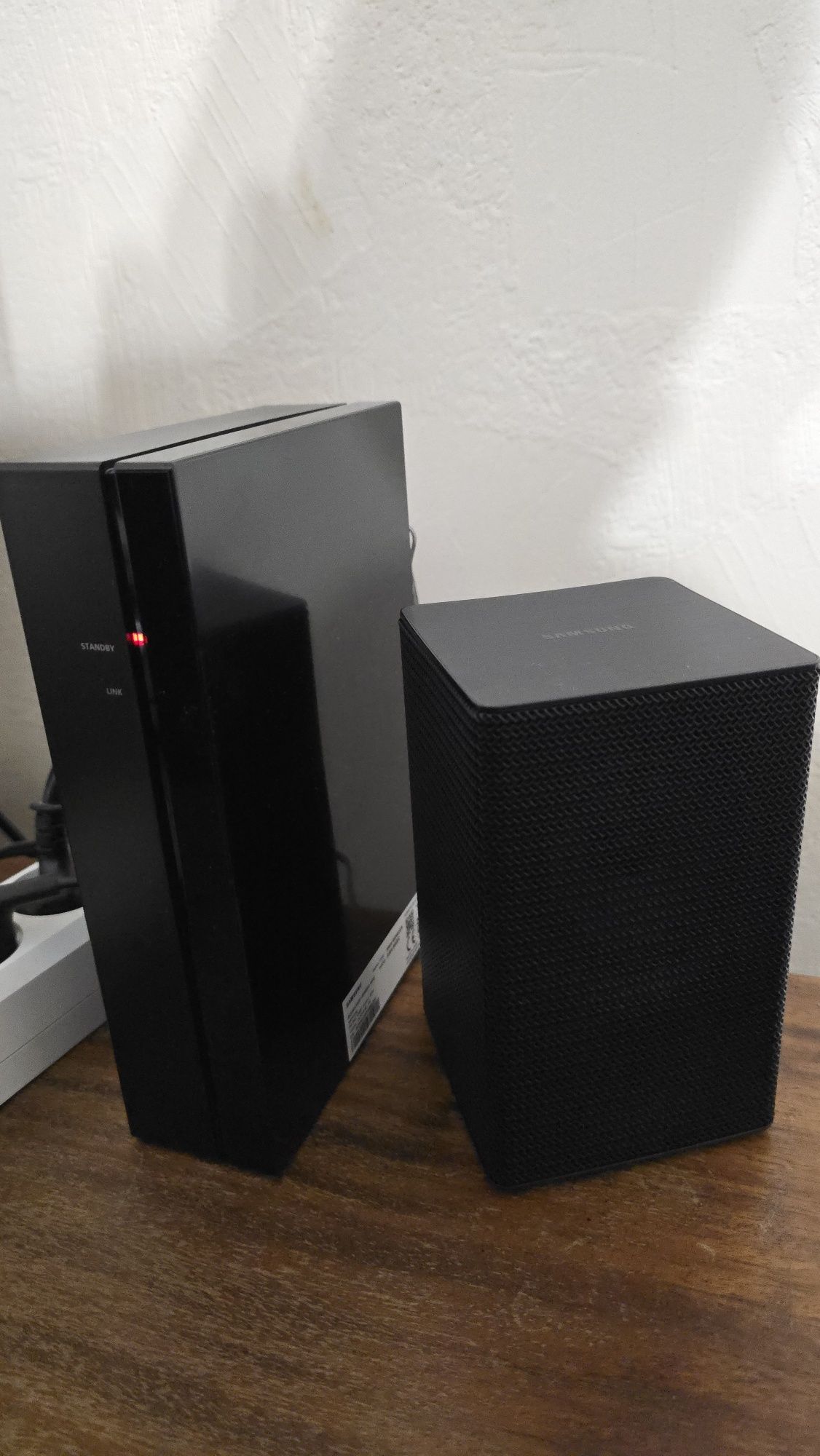 Продам саундбар Samsung q800T + тилові динаміки SWA-9000S