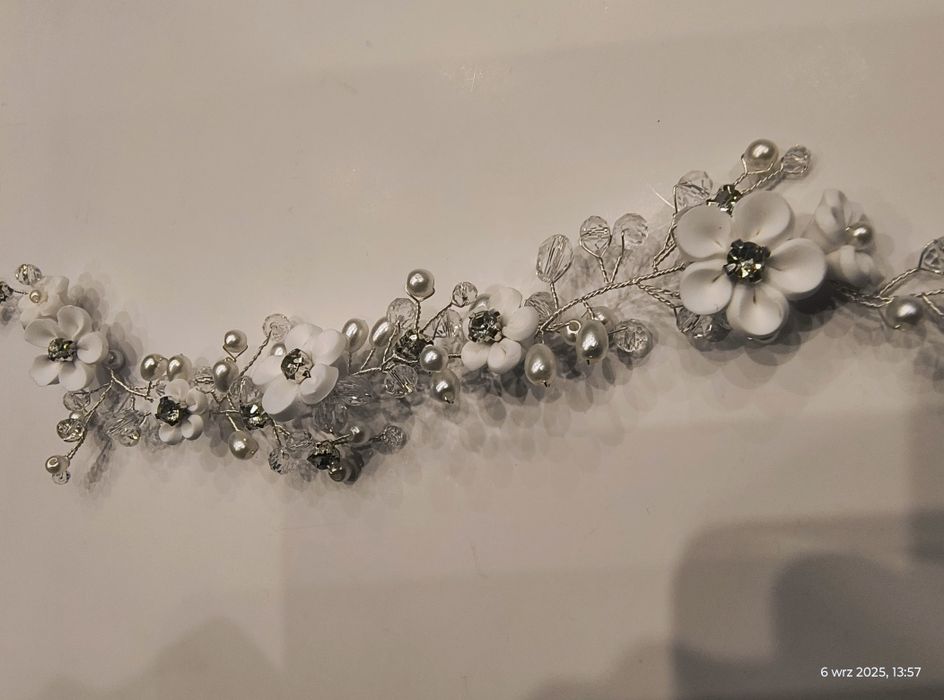 Ozdoba do włosów ślub komunia srebrna kwiaty cyrkonie