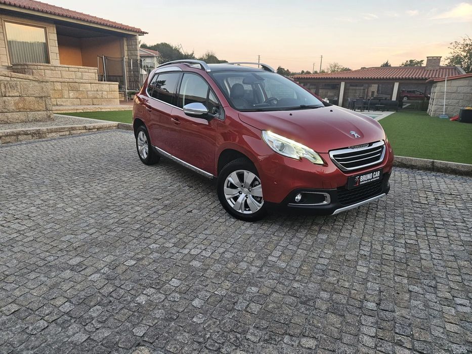 Peugeot 2008 1.2 PureTech Allure EAT6