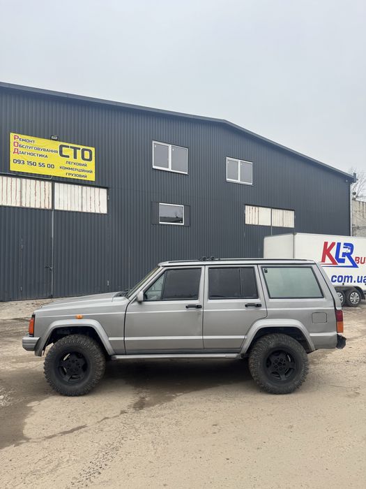 Jeep Cherokee XJ 4.0 автомат украинский джип чероки