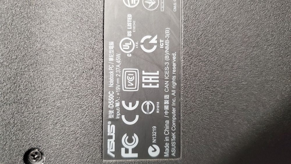 Ноутбук Asus D550c 15.6 дюйм.