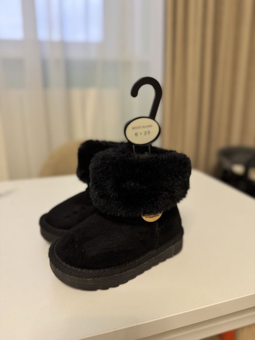 Угги для дівчинки river island