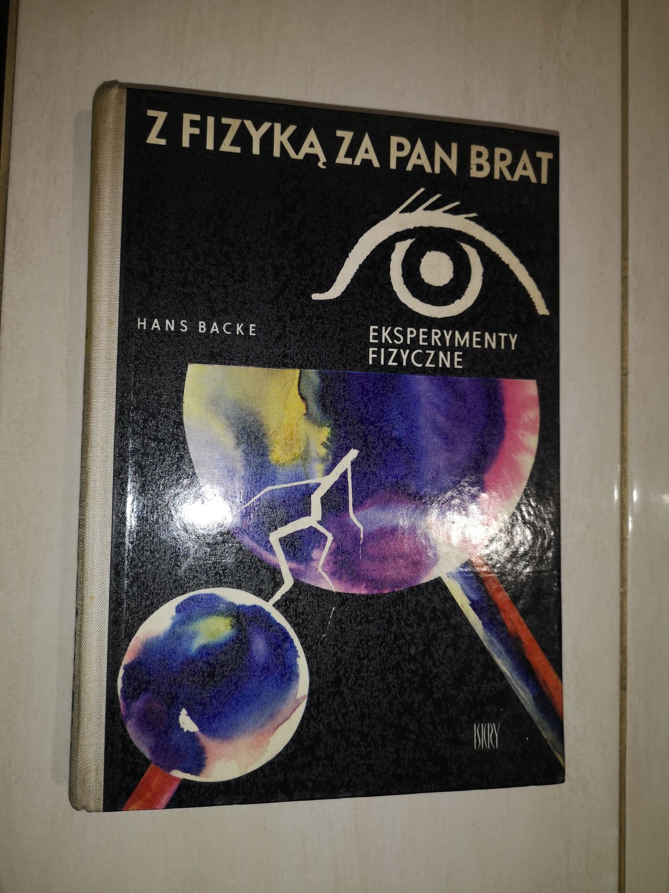 Książka Z fizyką za pan brat