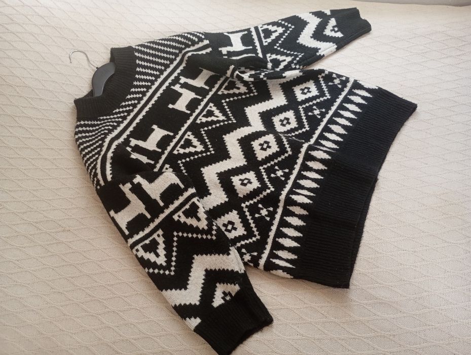 H&M L czarno-biała Oversizowa sukienka świąteczna z wełną skandynawski