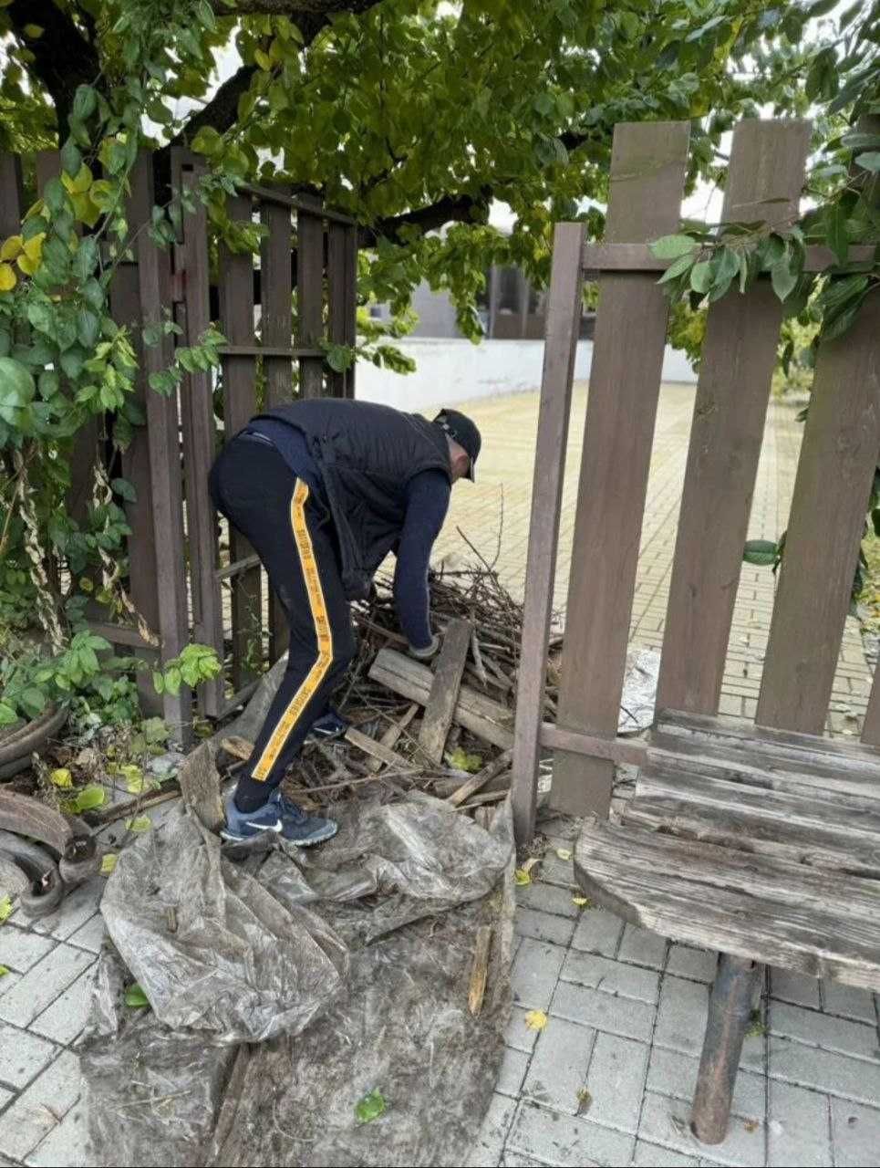 Вивіз сміття, мотлоху, вывоз мусора, вывоз строительного мусора