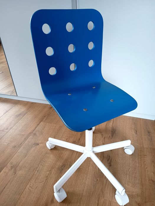 Dziecięce krzesło biurowe ikea