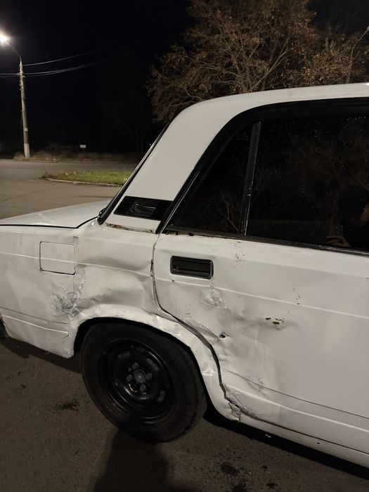 ВАЗ 2107 1989 Біла