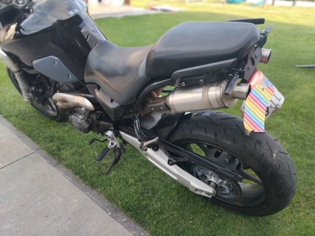 Yamaha MT03 MT-03 A2 mt07  tłumik LeoVince