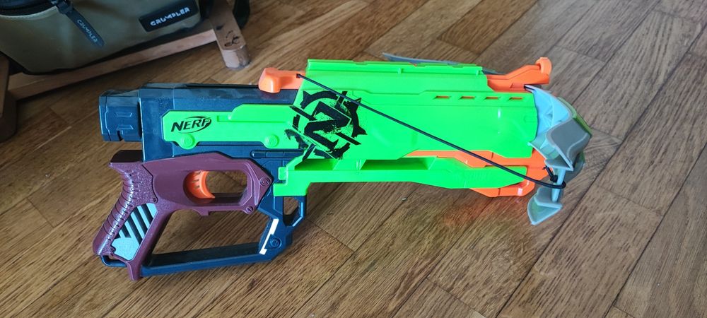 Кластер Nerf Zombie Strike Crossfire Bow