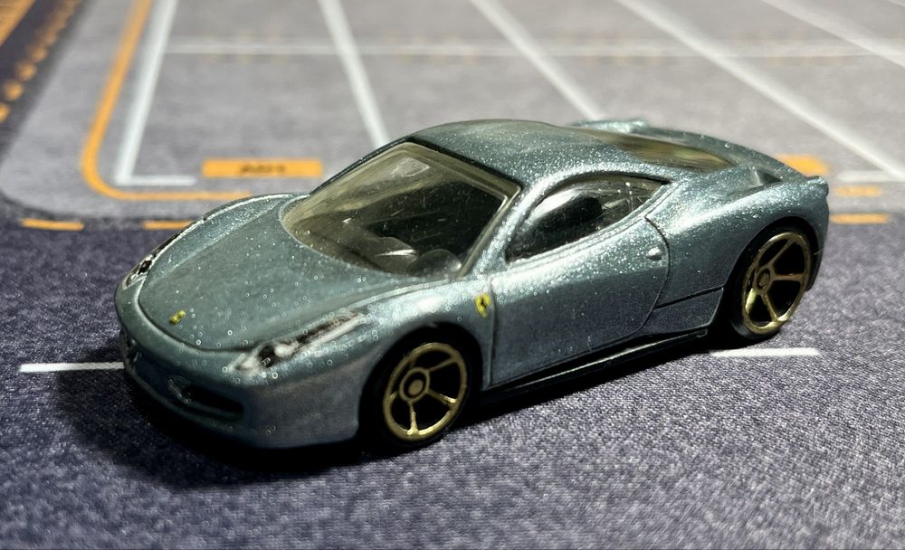 Hot Wheels Ferrari 458 Italia