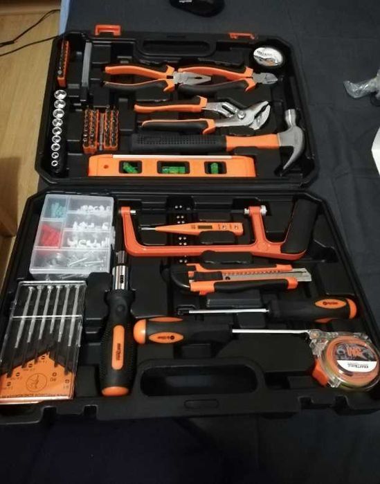 organizer na narzędzia zestaw narzędzi wkrętów młotek